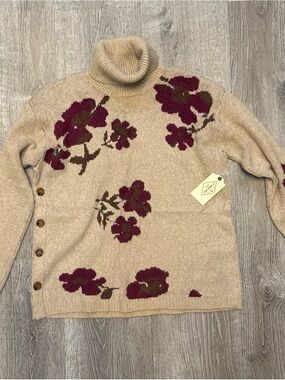 Turtleneck Floral Knit Sweater - Beige with Burgundy Flowers